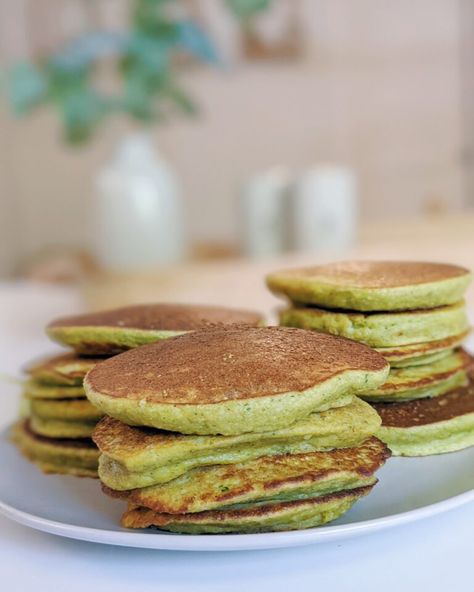 Nutrient Dense Pancakes, Baby Banana Pancakes, Nutrient Dense Snacks, Nutrient Dense Breakfast, Nutrient Dense Meals, Easy Banana Pancake Recipe, Banana Pancake Recipe, Easy Banana Pancakes, Banana Pancake