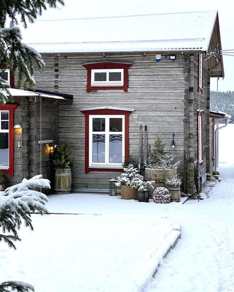 A Lakeside Swedish Log House In The Snow | my scandinavian home | Bloglovin’ Scandinavian Cabins, House In The Snow, Home Gel Nails, House In Snow, Home Ideas Kitchen, Snow Cabin, My Scandinavian Home, Home Drawing, Drawing Home