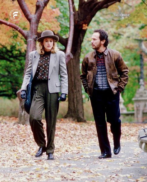 Meg Ryan Fashion 90s, When Harry Met Sally Costume, Sally Albright Outfit, Meg Ryan 90s Style, Meg Ryan When Harry Met Sally Outfits, Meg Ryan Outfits 90s, Sally Albright Style, Meg Ryan Fall Aesthetic, Meg Ryan 90s