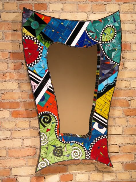 Espejo mosaico Mosaic Mirror Frame, Mosaic Frame, Mosaic Madness, Mosaic Stained, Deco Originale, Mosaic Mirror, Mirror Mosaic, Mosaic Decor, Mosaic Projects