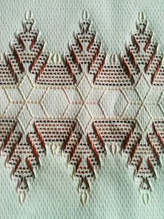 Vagonite Free Swedish Weaving Patterns, Huck Weaving, Swedish Weaving Patterns, Arizona Mountains, Swedish Embroidery, Chicken Scratch Embroidery, Towel Weaving, Swedish Weaving, Monks Cloth