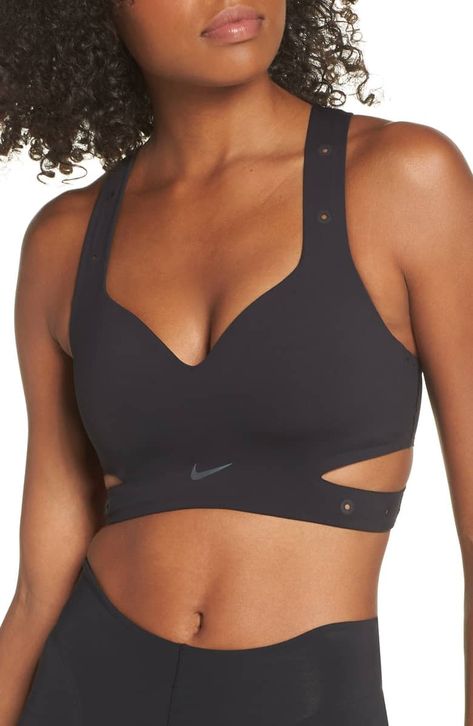 Sports Bra Fashion, Sports Bra Outfit, Bra Outfit, Workout Plan For Women, White Sports Bra, Bra Style, Nike Sports Bra, Lululemon Sports Bra, Gym Style