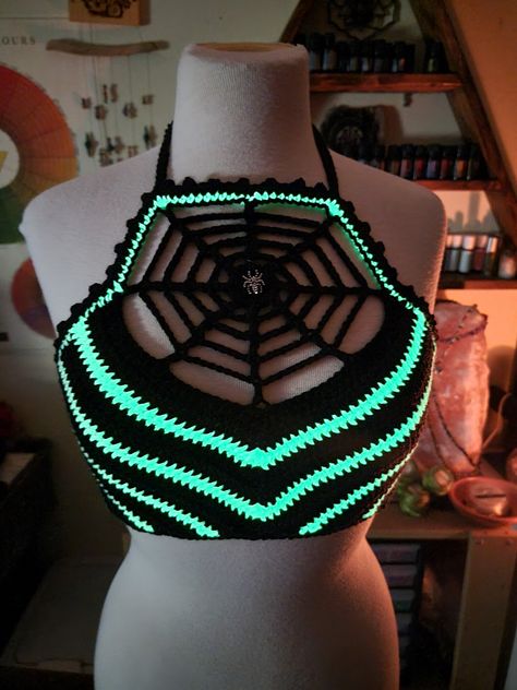 Are you as Halloween obsessed as me? If you are let me make you this one of a kind GLOW IN THE DARK spiderweb  top. Can choose any color to be stripped with. Sizes xs- xl. Spooky season is apon us! Spiderweb Blanket Crochet Pattern Free, Beetlejuice Crochet Top, Glow In The Dark Crochet Ideas, Glow In The Dark Yarn Projects, Crochet Glow In The Dark Patterns, Dark Crochet Aesthetic, Glow In The Dark Yarn Crochet Patterns, Spooky Aesthetic Outfit, Crochet Halloween Clothes