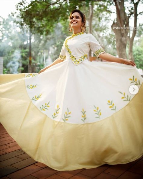 Pattupavada For Women, Onam Special Dress, Festival Outfit 2022, Modern Saree Blouse, Onam 2023, Onam Wear, Kerala Outfits, Kerala Traditional Dress, Onam Outfits Ideas