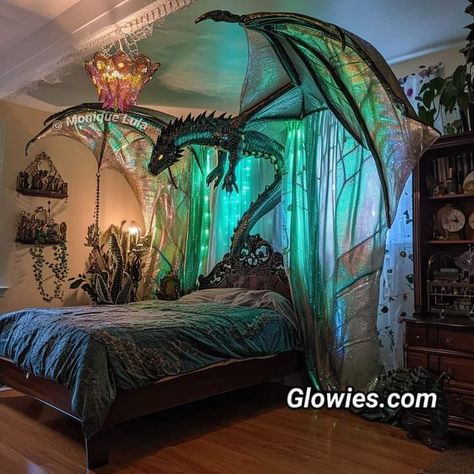 Medieval Aesthetic Room, Gothic Room Decor Ideas, Dragon Bedroom, Dragon Bed, Dragon Room, Exotic Bedrooms, Dragon Bedding, Gothic Decor Bedroom, Fairytale Decor