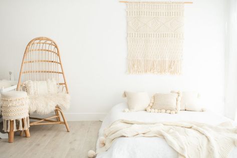 B COUTURE PHOTOGRAPHY STUDIO TOUR…White Natural Light » B Couture Photography Bedroom Photo Studio Ideas, Classic Couch, Photo Studio Design, Photography Studio Decor, White Washed Floors, Couture Photography, Photography Studio Design, Studio Vibes, Home Studio Ideas