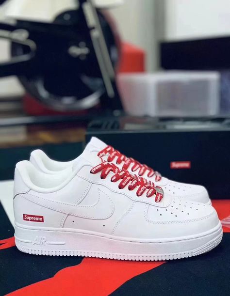 Tailoring Aesthetic, Supreme Af1, Fashion Grails, Nike Air Force 1 Supreme, Supreme Air Force 1, Supreme X Nike, White Air Forces, Nike Airforce 1, Visible Stitching