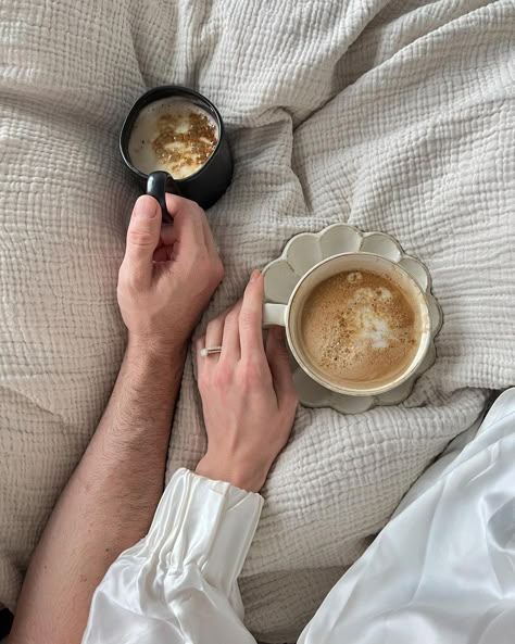 Coffee In Bed, Manifesting Vision Board, Cream Aesthetic, Vision Board Inspiration, Life Vision, Slow Life, Instagram Filter, Beige Aesthetic, Prayer Board