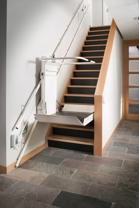 The world's best-selling platform stairlift that can be fitted in the most narrow staircases. Advanced technology and modern design make this lift a safe and reliable aid in everyday life. Accessibility Design, Accessible House, Stair Elevator, House Lift, Stair Lifts, Narrow Staircase, Stair Lift, Elevator Design, Stair Case