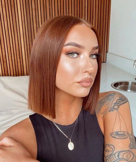 Copper Bob Hair, Short Copper Hair, Brown Bob Hair, Hair Style Girl, Hair Dye Shades, Copper Brown Hair, Girl Hairstyle, Ginger Hair Color, Choppy Bob