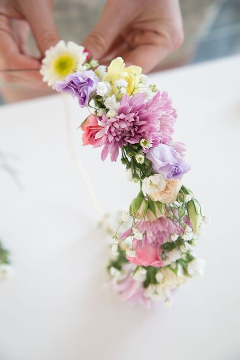 How to make a Flower Crown: Bellinis & Blooms Party - Fashionable Hostess | Fashionable Hostess Diy Flower Crown Tutorial, Make A Flower Crown, Flower Crown Tutorial, Fashionable Hostess, Wedding Captions, Princess Tattoo, Diy Flower Crown, Princess Party Favors, Diy Crown