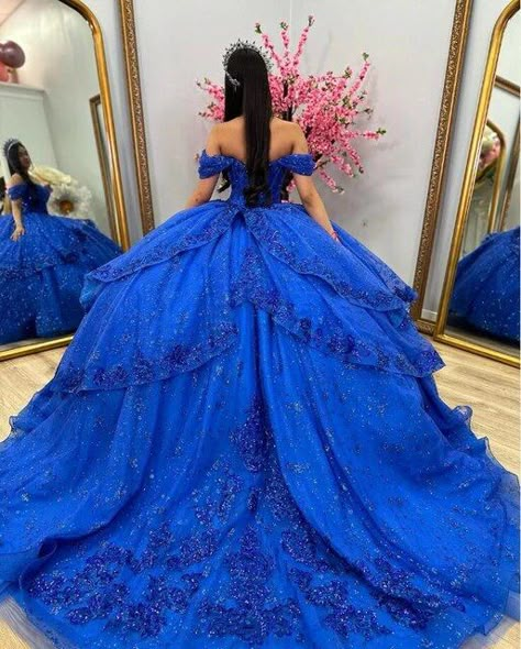 Sparkly Quinceanera Dresses, Royal Blue 15 Dresses Quinceanera, Royal Blue Quinceanera Theme, Blue Quince Dress, Blue Quinceanera Theme, Royal Blue Quinceanera Dresses, Royal Blue Quinceanera, Quince Stuff, Corset Ball Gowns