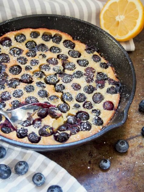 Instructions Blueberry Clafoutis, Savory Dutch Baby, Clafoutis Recipes, Dutch Baby Recipe, Cherry Clafoutis, Blueberry Desserts, French Dessert, Blueberry Recipes, Dutch Baby