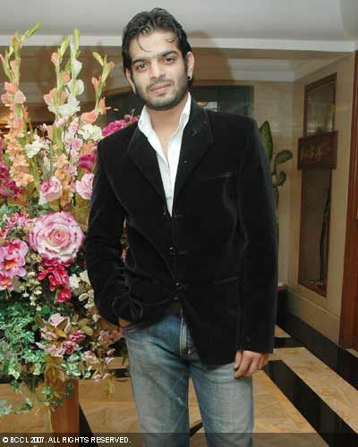 Karan Patel, Indian actor Karan Patel, Allu Arjun, Tv Actors, Actors, Stars, Quick Saves