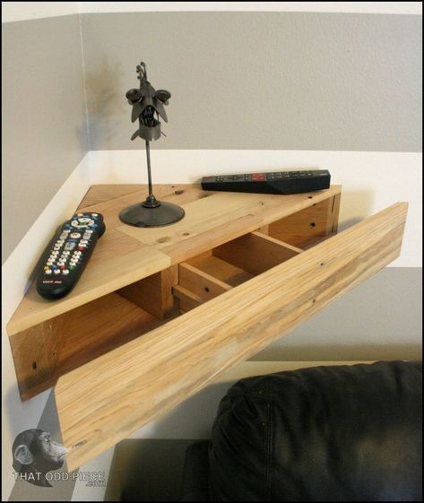 Corner Tv Stand Ideas, Floating Corner Tv Stand, Home Decor Tv Stand, Corner Tv Ideas, Diy Corner Shelf, Home Decor Tv, Tv Stand Ideas, Decor Tv Stand, Corner Tv Stands