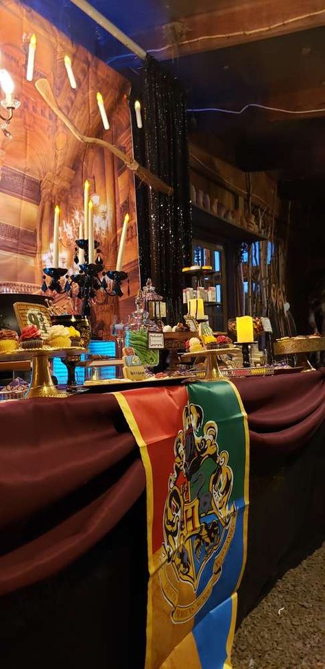 Check out this Insane Harry Potter Dessert Table! | CatchMyParty.com Harry Potter Desserts, Harry Potter Wedding, Candy Buffet, Dessert Table, Catch My Party, Eye Candy, Wedding Party, Photo Galleries, Harry Potter