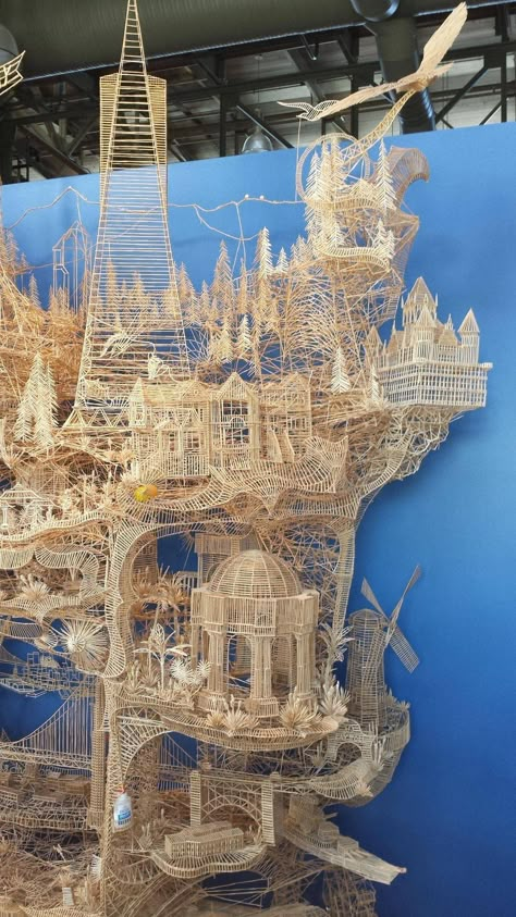 37 Cool Pictures to Improve Your Mood - Gallery Toothpick Sculpture, Stylo Art, رعب نفسي, Wow Art, Sculpture Installation, Toothpick, Art Plastique, Interesting Art, Installation Art