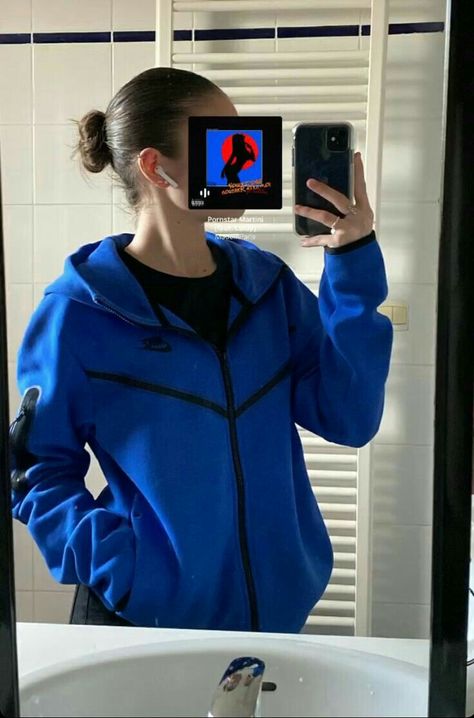 Nike Tech Fit, Nike Tech Jacket, Nike Azul, Tech Outfit, Tech Girl, Cute Nike Outfits, Nike Tech Fleece, Nike Tech, Tech Fleece