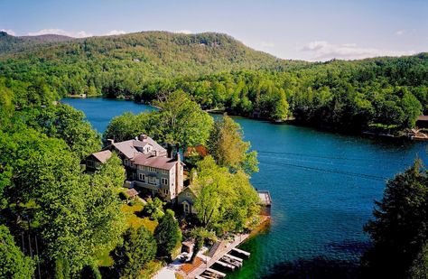 North Carolina Resorts, Nantahala Outdoor Center, Lake Toxaway, Nc Mountains, North Carolina Mountains, Lake Resort, Great Smoky Mountains National Park, Smoky Mountain National Park, Smoky Mountain