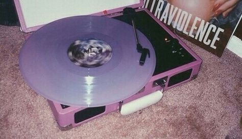 Record Player Aesthetic, College Collage, Vinyl Aesthetic, Violet Aesthetic, Lana Del Rey Vinyl, Lust For Life, Vinyl Cd, Record Players, Vinyl Music