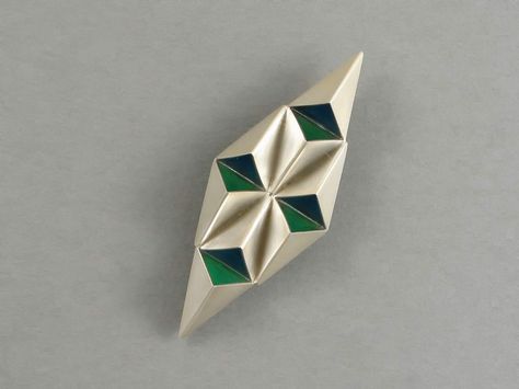 Silver brooch, geometric broach Geometric Brooch, Ring Sketch, Architectural Jewelry, Neck Pieces Jewelry, Geometric Inspiration, Pin Jewelry, Silver Brooch, Geometric Jewelry, Kirigami