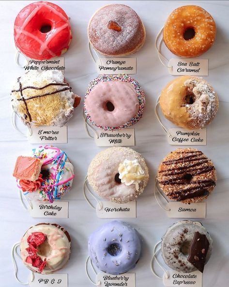 Fancy Donuts, Donut Flavors, Donut Toppings, Homemade Donuts Recipe, Cronut, Food Infographic, Homemade Donuts, Doughnut Recipe, Delicious Donuts