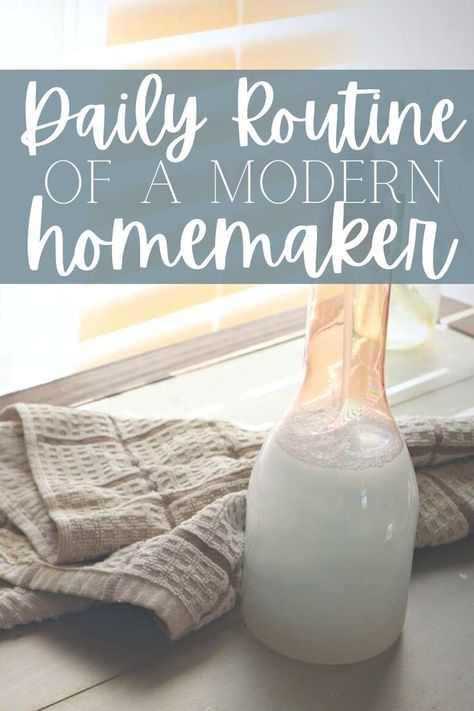 Homemaking Schedule, Modern Homemaker, Morning Routines List, Spring Cleaning List, Homemaker Schedule, Simple Cleaning Routine, Happy Homemaking, Organised Housewife, Tidy House