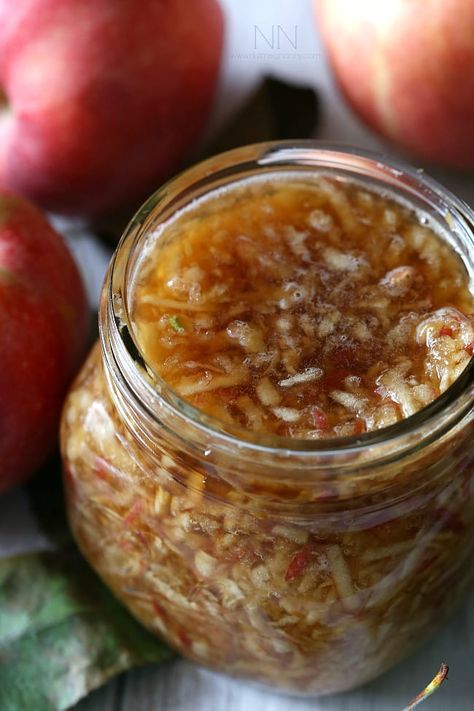 Shrub Mocktails, Apple Shrub, Shrub Recipe, Apple Cider Vinegar Remedies, Drinking Vinegar, Apple Recipe, Fall Cocktail, Dark Brown Sugar, Apple Cider Vinegar Drink