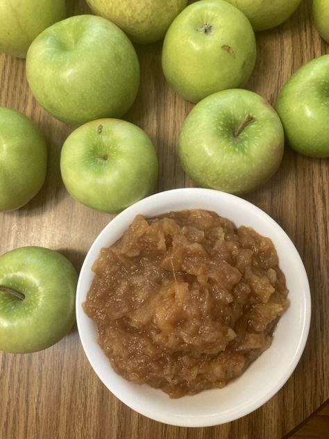 Chunky Homemade Cinnamon Applesauce - SUPER - Amish365.com Amish Applesauce, Use Up Apples, Homemade Cinnamon Applesauce, Chunky Applesauce, Cinnamon Applesauce, Applesauce Recipe, Apple Sauce Recipes, Homemade Applesauce, Walnut Cake