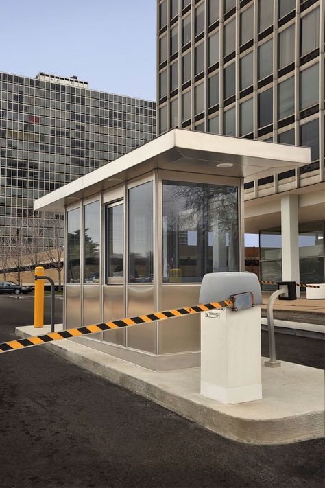 parking booth Guard Booth, Security Booth, Security Room, Two Sliding Doors, Estate Gates, Recessed Can Lights, Guard House, Roof Overhang, Architecture Drawing Plan