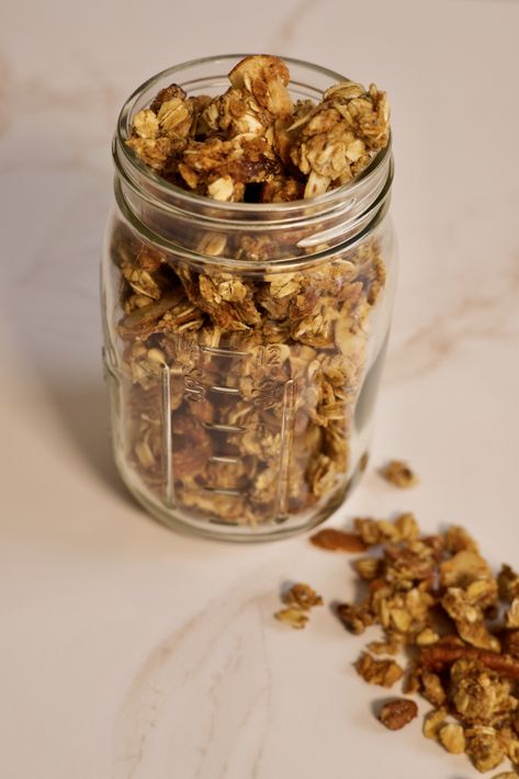 Vanilla Protein Granola Protein Powder Granola, Protein Granola Recipe, Gf Df Meals, Granola Recipe Healthy, Protein Granola, Coffee Inspiration, Dips And Snacks, Organic Maple Syrup, Granola Healthy