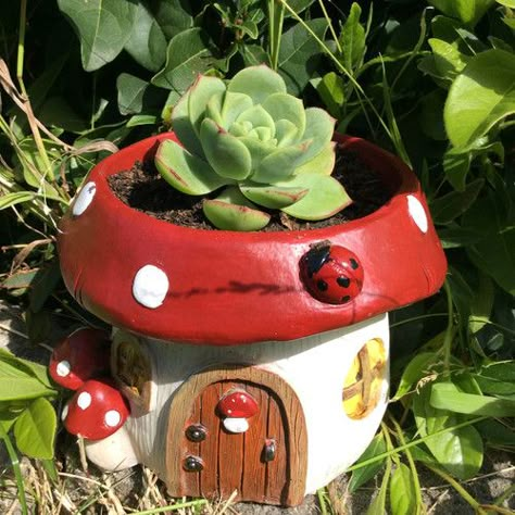 Fairy House Planter, Pottery Plant Pots, Cottage Core Flowers, Mushroom Fairy House, Pot Tanaman, Art Competition Ideas, Clay Plant Pots, Tree Fairy, Terra Cotta Clay Pots