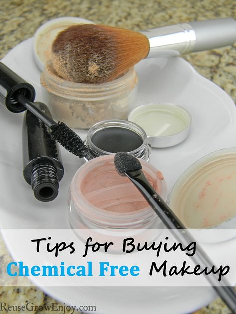 Tips for Buying Chemical Free Makeup Chemical Free Makeup, Beauty Tips In Urdu, Natural Acne Remedies, Natural Beauty Diy, Cheap Beauty Products, Thrifty Living, Daily Beauty Routine, Skin Care Remedies, Prevent Wrinkles