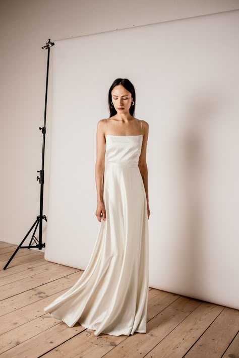 Silk Minimalist Wedding Dress, Satin Wedding Dress Spaghetti Straps, 90s Slip Wedding Dress, Sleek Bride Dress, Slip Dress Wedding Gowns, Silk Aline Wedding Dress, Minimalist Modern Wedding Dress, Modern Minimal Wedding Dress, Effortless Bride