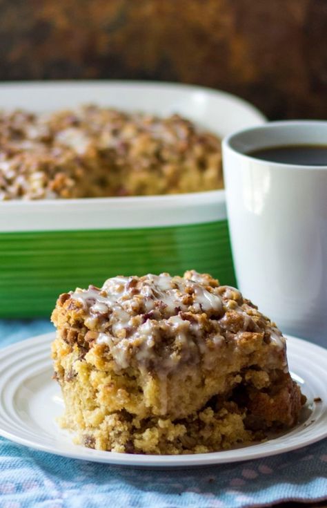 This Maple Coffee Cake is moist, fluffy and layered with sweet pecan struesel to make this the perfect maple pecan coffee cake and the perfect compliment to Dunkin' Donuts® 30oz. Canister Original Blend. #Ad #CanYouCoffee #CollectiveBias #coffeecake #coffeecakeeasy #coffeecakeeasyhomemade #coffeecakeeasystreuseltopping #brunchrecipeseasy #mothersdaybrunchideasfood #maplecoffeecake #maplecoffeecakestreuseltopping #pecanstreuselcoffeecake #breakfastcoffeecake Maple Coffee Cake, Coffee Cake Cake, Pecan Coffee Cake, Maple Coffee, Breakfast Coffee Cake, Apple Coffee Cakes, Streusel Coffee Cake, Blueberry Coffee Cake, Easy Brunch Recipes