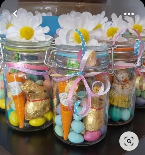 Handmade Easter Basket Ideas, Easter Gift Crafts, Easter Adult Basket Ideas, Easter Craft Gifts, Easter Gifts For Him, Easter Gift Baskets For Kids, Easter Gift Ideas For Adults Diy, Cheap Easter Basket Ideas For Kids, Cheap Diy Easter Baskets