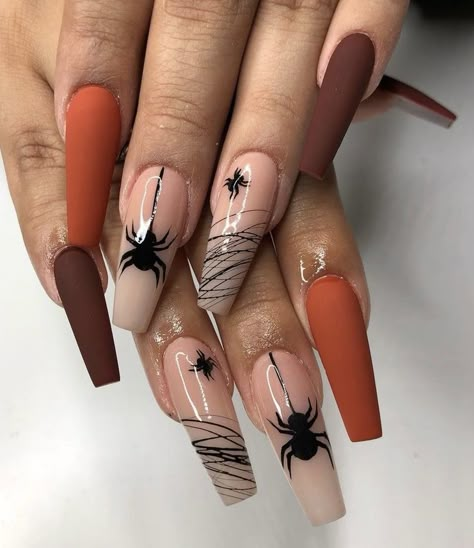 Simple Halloween Nails Acrylic, Halloween Nails Acrylic Coffin, Scary Halloween Nails, Cute Halloween Nail Designs, Simple Halloween Nails, Nails Ideas Simple, Halloween Nails Acrylic, Halloween Nails Ideas, Black Halloween Nails