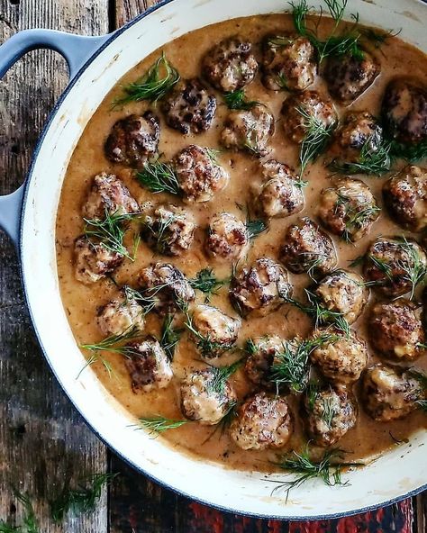 Traditional Swedish Meatballs, Swedish Dishes, Sunday Suppers, Pot Pies, Swedish Meatballs, Meatballs Recipe, Family Recipe, Perfect Family, Best Dishes