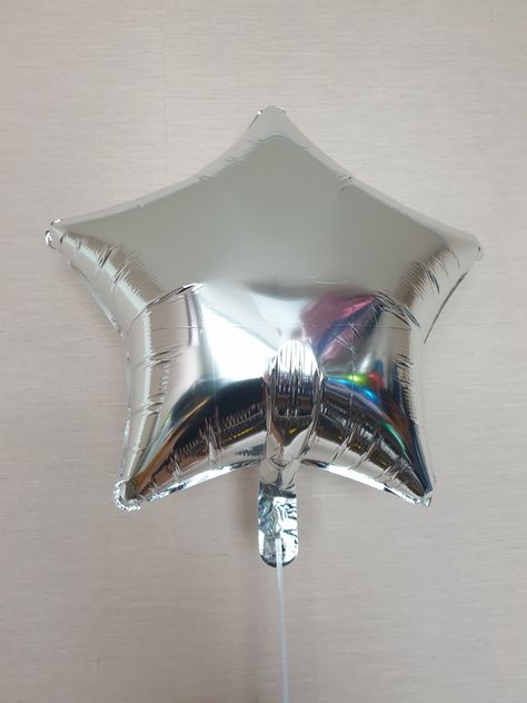 https://flic.kr/p/2kufgkU | 2009 Anagram 18-Inch Metallic Silver Star Mylar Foil Balloon Inflated with Helium | Anagram Item No. 30576 Packaged Silver Star Balloons, Star Balloons, Metallic Balloons, Bubble Balloons, Mylar Balloons, Helium Balloons, Foil Balloons, Silver Stars, Metallic Silver