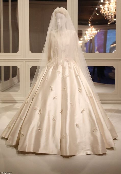 Iconic: The supermodel's gown will be one of 140 garments going on display as part of The House of Dior: Seventy Years of Haute Couture exhibition Dior Wedding Dress, Dior Wedding Dresses, Dior Wedding, Couture Dior, Garden Bridal Showers, Popular Wedding Dresses, Couture Wedding Gowns, White Wedding Dress, Christian Dior Couture