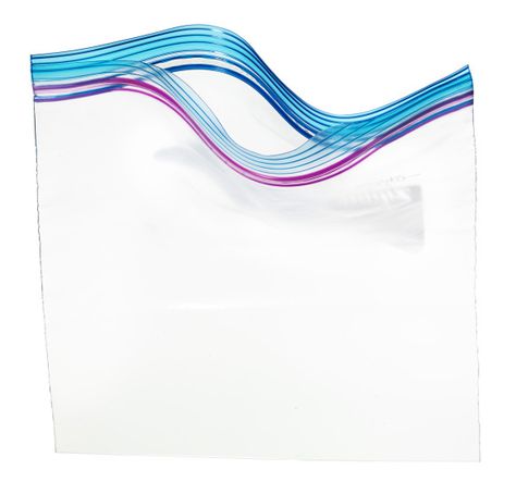 The Surprisingly Complex Design of the Ziploc Bag. www.interplas.com/ziplock-bags Paper Bag Design, Complex Design, Plant Clips, Instagram Username Ideas, Ziploc Bag, Retro Graphic Design, Sandwich Bags, Suitcase Packing, Dining Room Storage