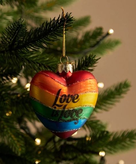 Rainbow Christmas Ornaments, Pride Christmas, Christmas Pic, Rainbow Ornaments, Pride Festival, Rainbow Sparkle, Rainbows Christmas, Lesbian Flag, Lgbt Rights