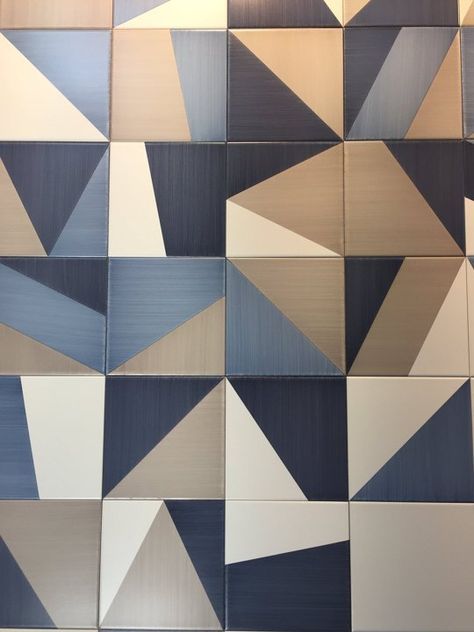 Before You Remodel: 6 Tile Trends You Should Know Colourful Bathroom, Backsplash Patterns, Contemporary Pattern, Modern Inspiration, Quilt Modernen, Pattern Tile, Artistic Tile, Tile Trends, Elle Decoration