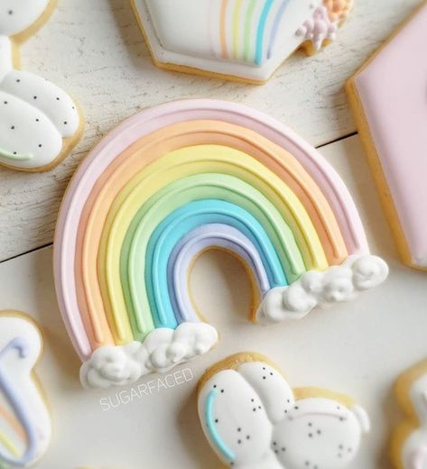 Rainbow Sugar Cookies, Cookies Royal Icing, Baking Theme, Buttercream Decorating, Icing Design, Sugar Cookie Royal Icing, Rainbow Cookies, Spring Cookies, Classroom Gifts