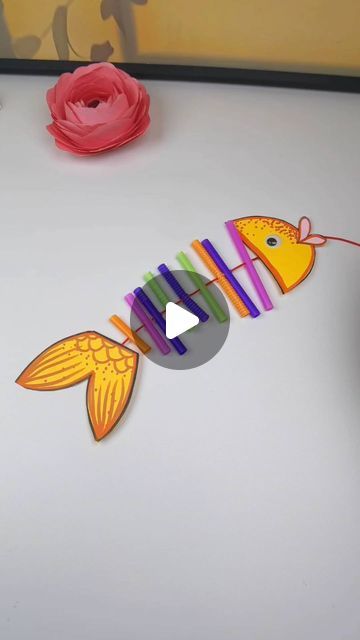 paper crafts creator on Instagram: ""Craft Vivid Little Fishes with Straws: A Cute and Fun DIY Project! 🐠✨ #小鱼精品 #HandmadeDIY #StrawHandmade #ParentChildHandmade #DIYCrafts"" Straw Crafts For Kids, Straw Art, Easy Arts And Crafts, Cool Diy Projects, Fun Diy, Projects For Kids, Kids And Parenting, Fun Diys, Art For Kids