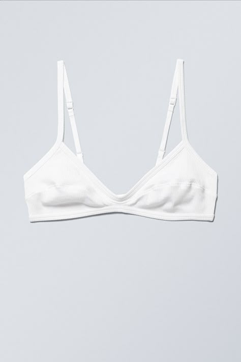 Rib Scoop Cotton Bra - White - Weekday GB White Cotton Summer Bra, Everyday Seamless White Bra, Basic White Bra-friendly Tops, White Bra White Thong, White Seamless Beach Bra, Swedish Street Style, Cotton Bras, Youth Culture, Chic Woman