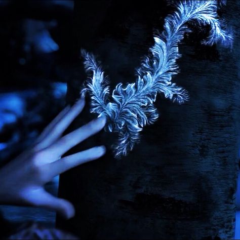 Tattoo idea: feathery ice swirls from Jack Frost Ice Aesthetic, Ice Powers, Ice Magic, Elemental Powers, Rise Of The Guardians, Magic Aesthetic, Magic Powers, The Guardians, Disney Aesthetic