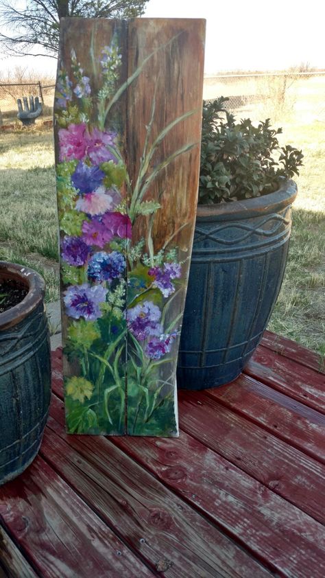 Painted Barn Wood Art, Tall Painting Ideas, Tall Canvas Painting, Flowers On Wood Painting, Acrylic Painting On Wooden Board, Spring Painting On Wood, Painting On Barnwood Ideas, Painting Flowers On Wood, Painting On Barnwood