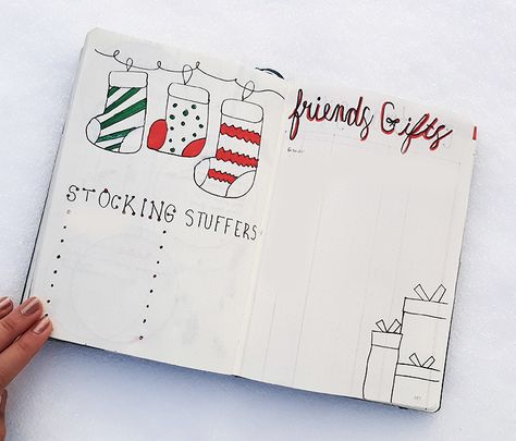 2024 Notebook, Christmas Movie Bullet Journal, Holiday Bullet Journal, Progress Journal, Christmas Lights Bullet Journal, Christmas Bullet Journal Cover, Christmas List Bullet Journal, Planer Ideas, Bullet Journal Christmas Gift List