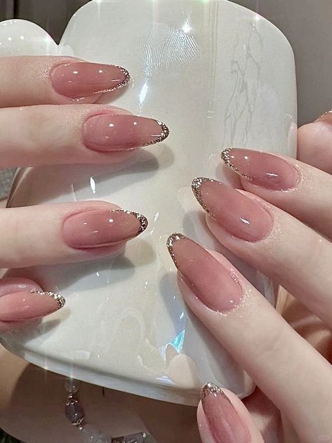 Pink Korean Nails Almond, Blush Nails Acrylic Korean, Blush Nails Korean Pink, Korean Blush Nails, Nail Inspiration Douyin, Romantic Nail Art, Elegant Touch Nails, Asian Nails, Romantic Nails